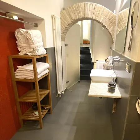 Cmh Castello Apartmán *